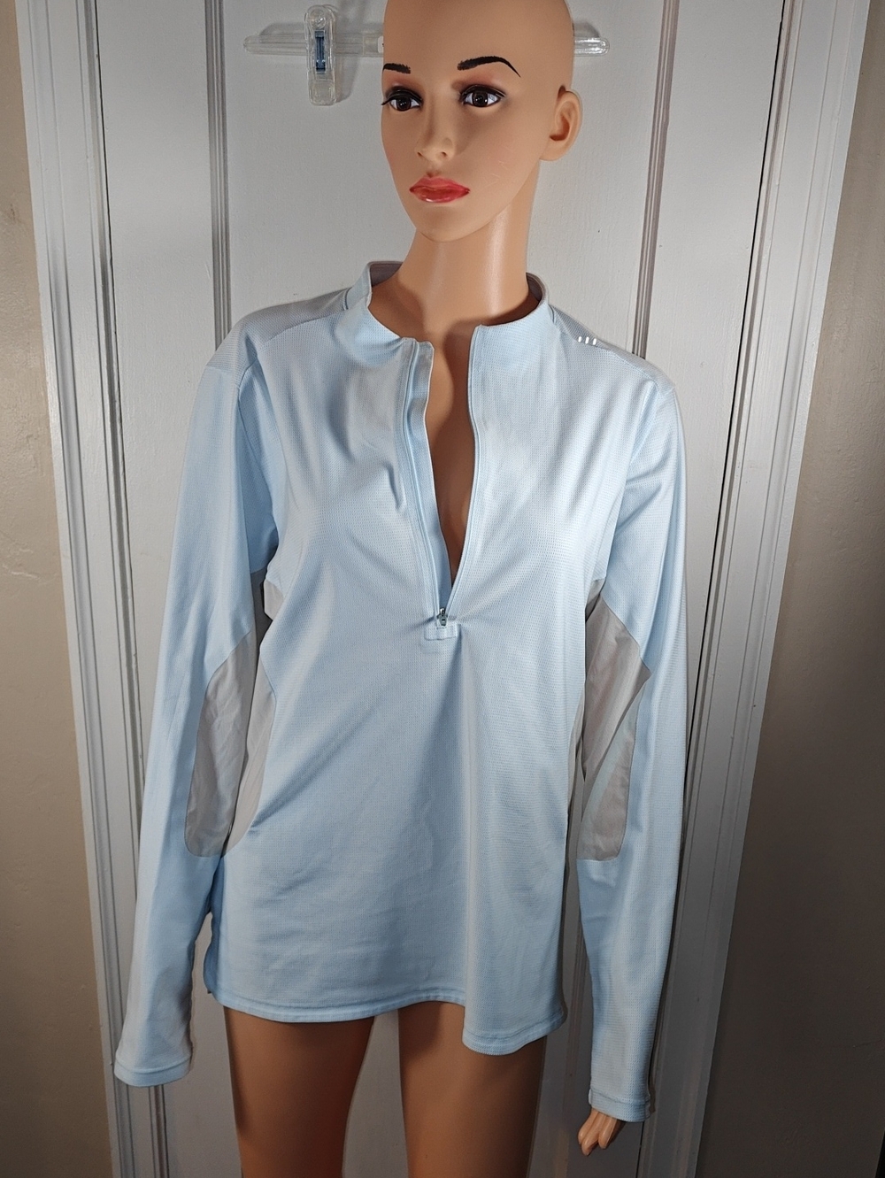 lululemon athletica Light Blue Quarter-Zip Utility Jacket with large Vent Panels